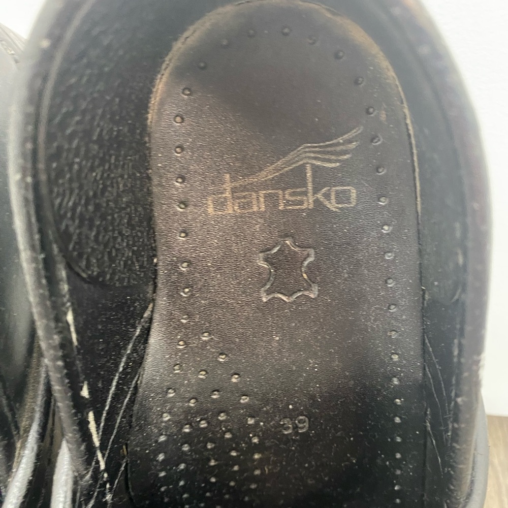 Dansko Cambrio Black Leather Clogs, Size 39 - Picture 2 of 7